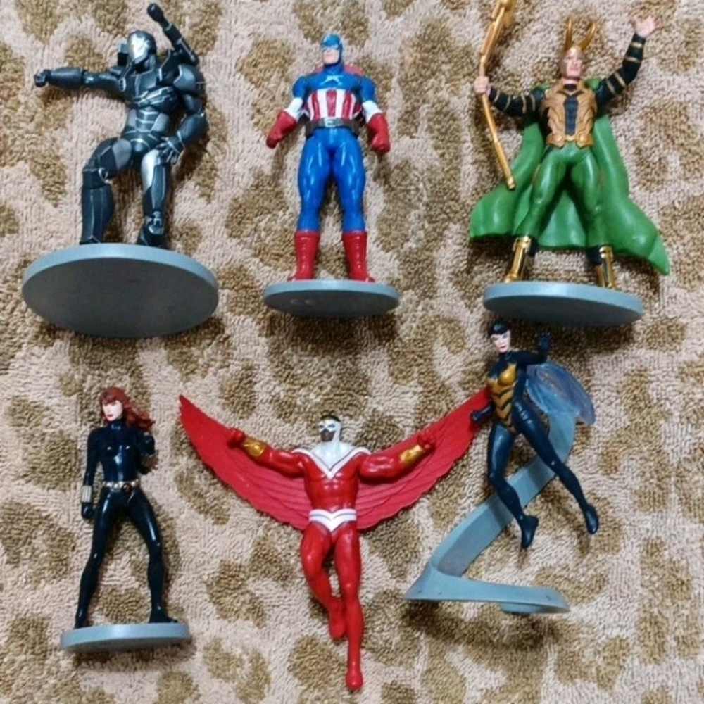 Disney Marvel Avengers Six Piece Figures Set Loki, Captain America, Wasp, Falcon